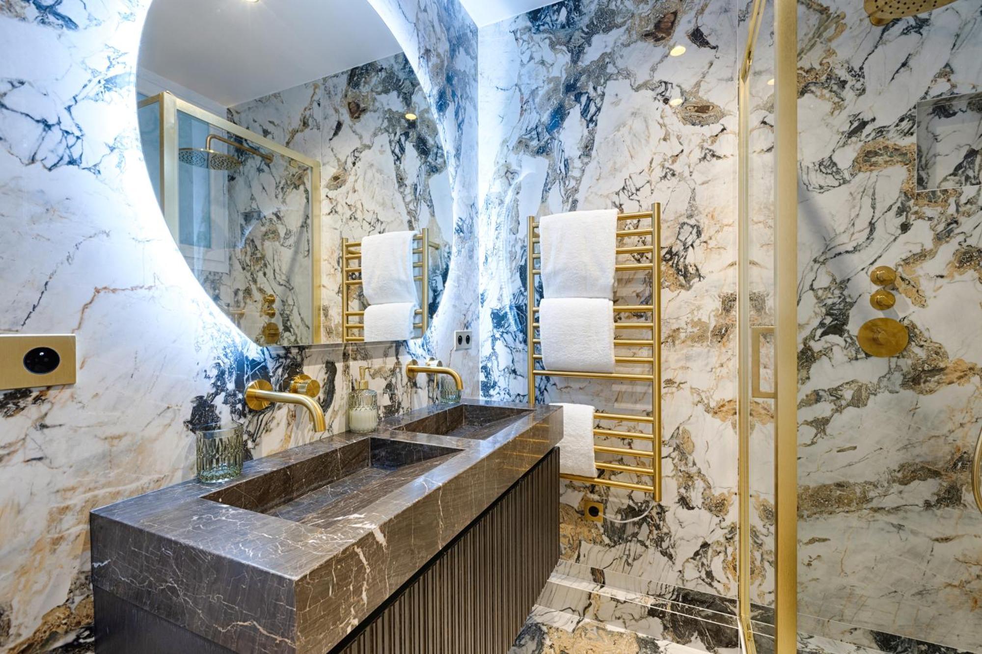 Serviced - 6 Guests - Champs-elysees