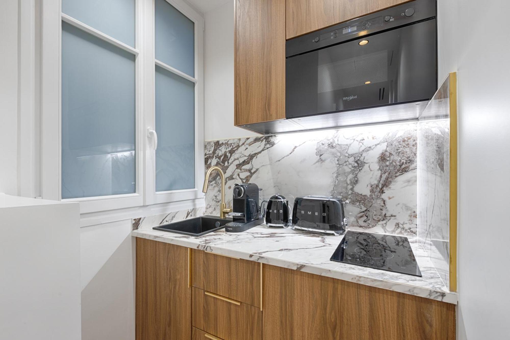 Appartement Serviced - 6 Guests - Champs-elysees Parijs